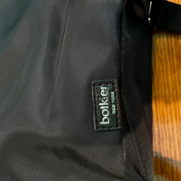 *NWT Botkier New York Backpack/purse - Picture 7 of 7